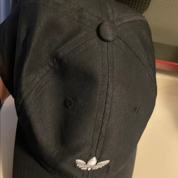 Adidas Black and White Trefoil Hat Classic Style. Authentic. - Picture 3 of 7